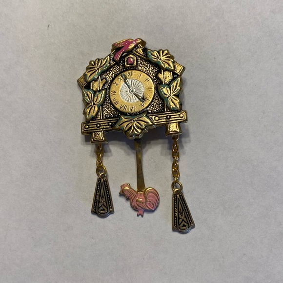 Vintage Spain Gold Tone Cuckoo Clock Brooch Pin - Picture 2 of 16